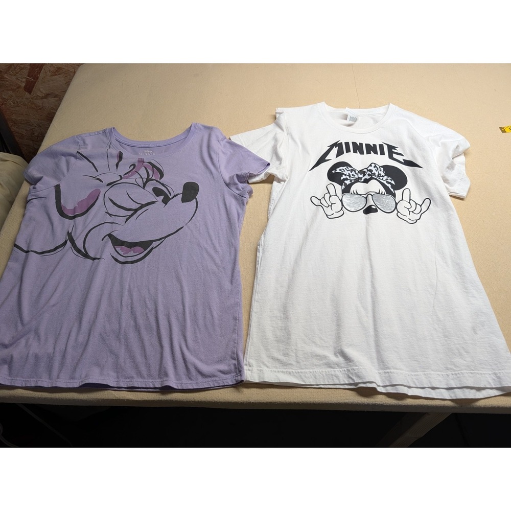 Minnie‎ Mouse Women's Size Medium 2 T Shirts White & Lavender Cotton Blend